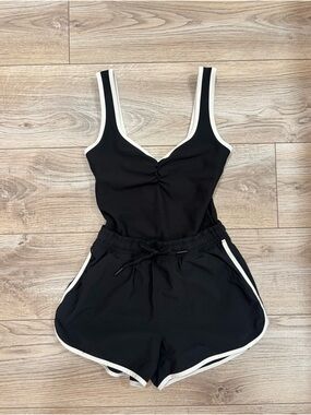 Abercrombie & Fitch YPB motionTEK Hybrid Onesie